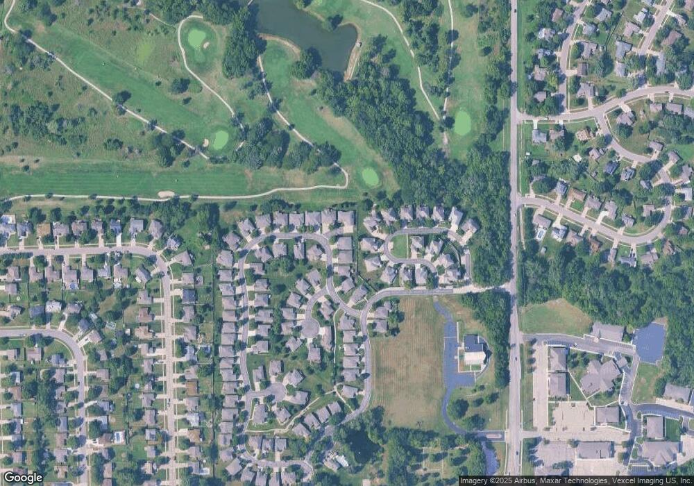 2717 SW Bluestem Dr, Topeka, KS 66614 - photo 1