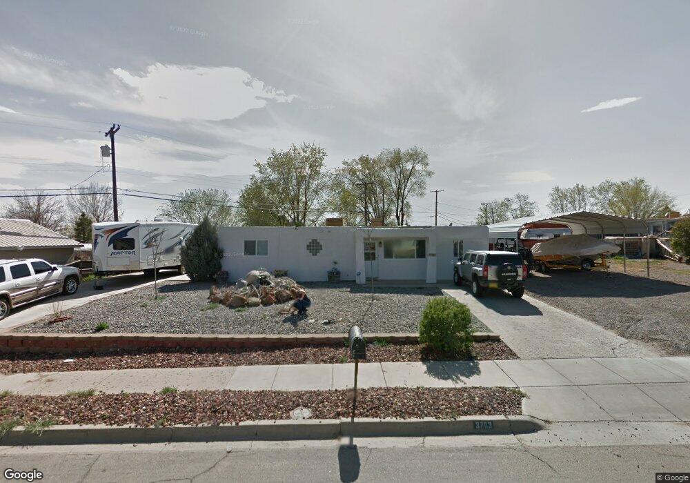 3703 Highland View Dr, Farmington, NM 87402 - photo 1