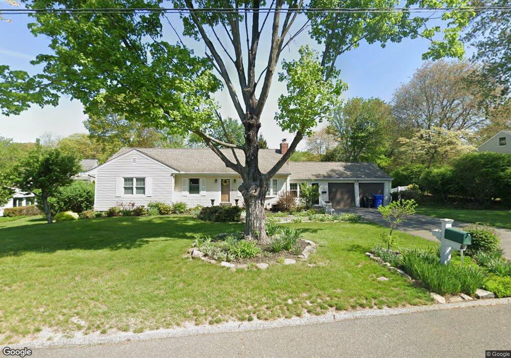 132 Ridgeview Ave, Trumbull, CT 06611 - photo 1