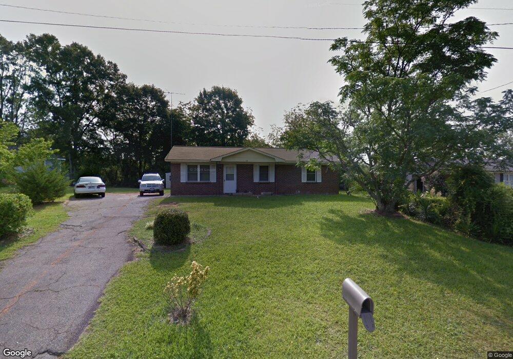 161 Bradley Cir, Barnesville, GA 30204 - photo 1