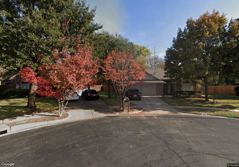 204 Creekside Dr, Hurst, TX 76053 - photo 1