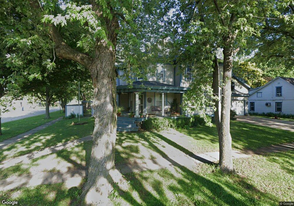 401 N Cedar St, Overbrook, KS 66524 - photo 1