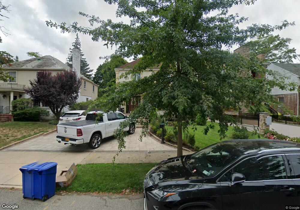 18434 Tudor Rd, Jamaica, NY 11432 - photo 1