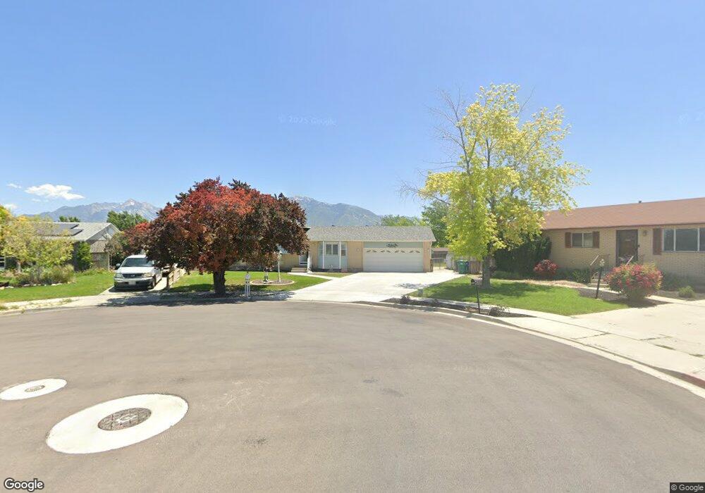 12091 S 1390 W, Riverton, UT 84065 - photo 1
