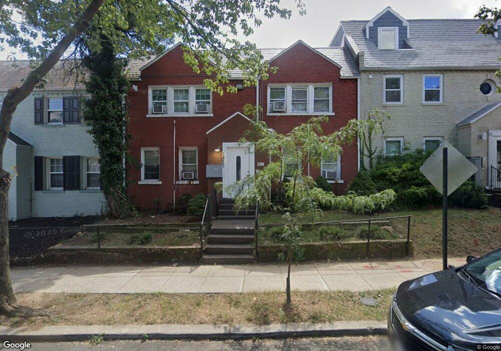 1827 D St NE, Washington, DC 20002 - photo 1