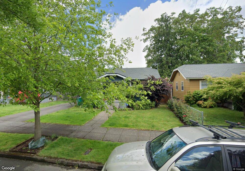 1715 N Schofield St, Portland, OR 97217 - photo 1