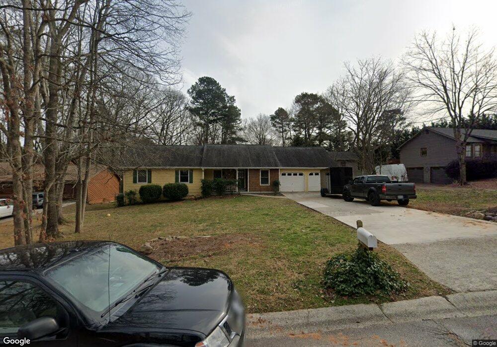 558 Eight Point Ct, Suwanee, GA 30024 - photo 1