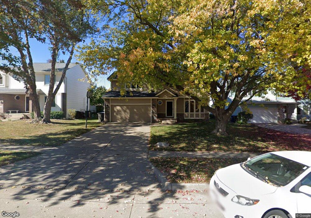 4520 49th St, Des Moines, IA 50310 - photo 1