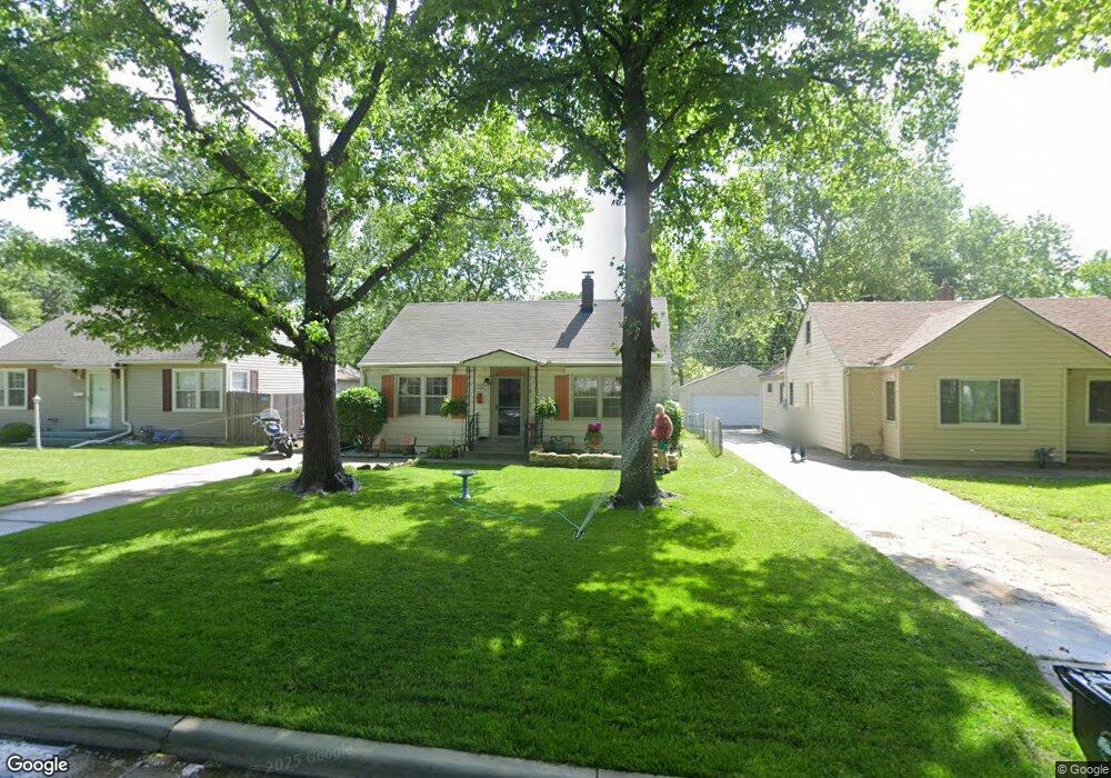 1936 SW Randolph Ave, Topeka, KS 66604 - photo 1