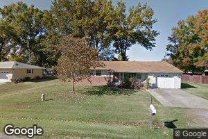 20 Bel Air Dr, Centralia, IL 62801