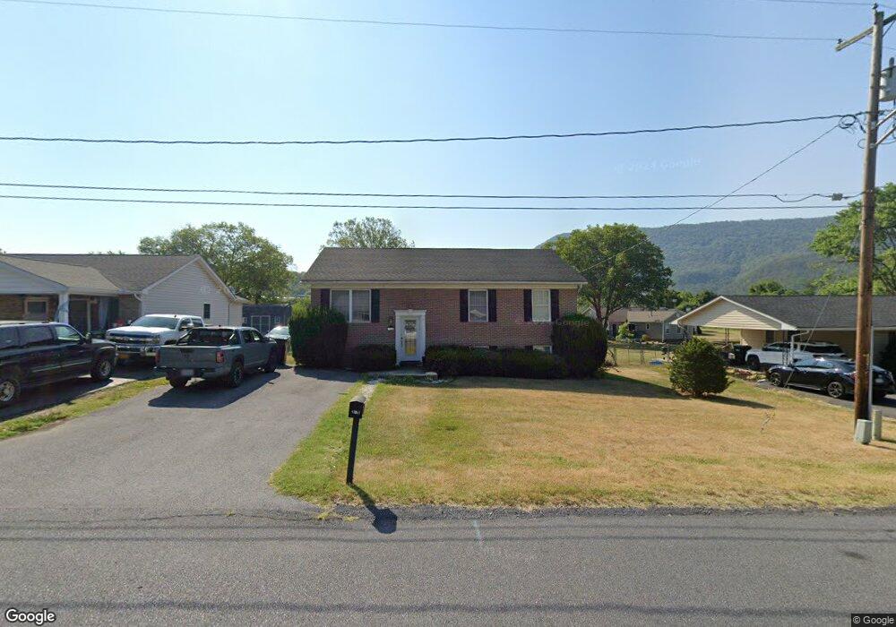 315 Miller Dr, Strasburg, VA 22657 - photo 1