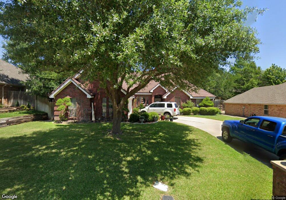 712 Paul Dr, Hurst, TX 76054 - photo 1