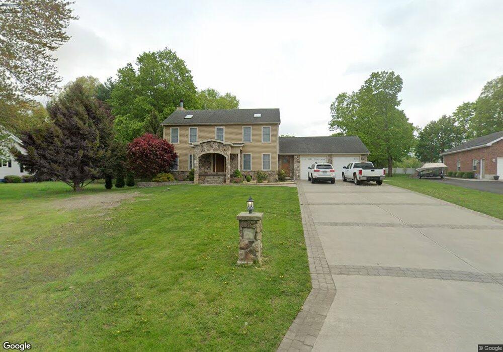 6 Appletree Ln, Troy, NY 12180 - photo 1