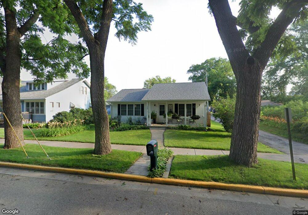 117 E Roberts St, Holmen, WI 54636 - photo 1