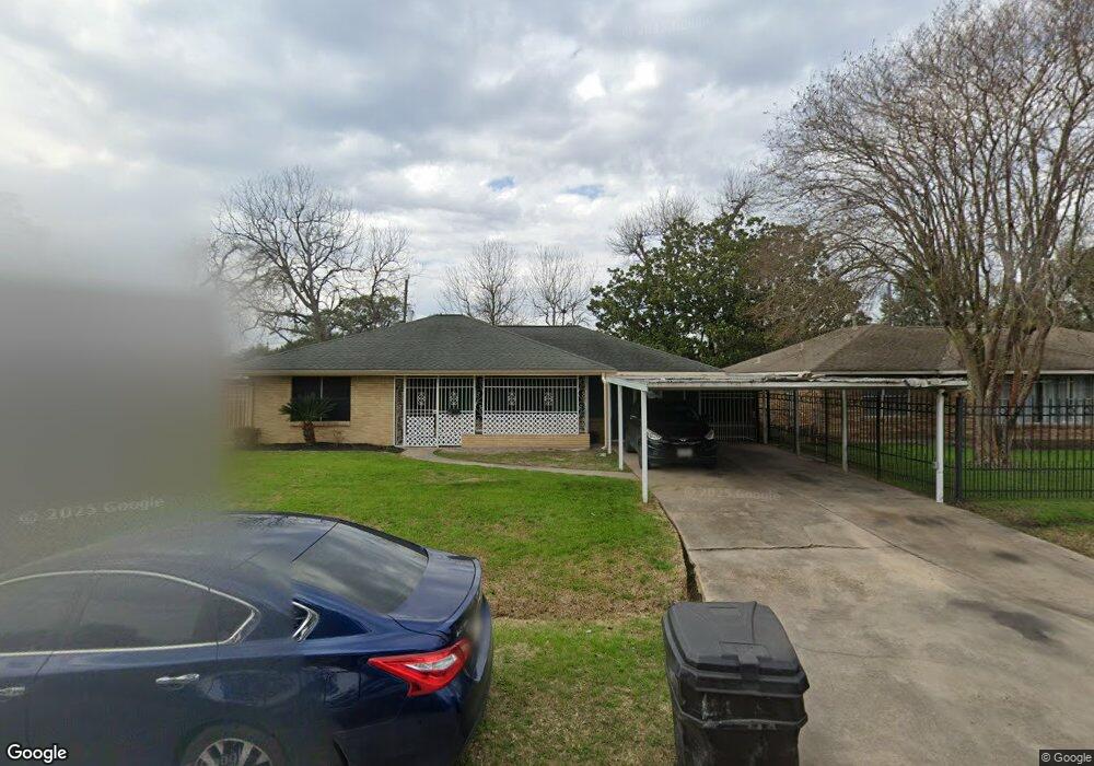 4415 Cetti St, Houston, TX 77009 - photo 1