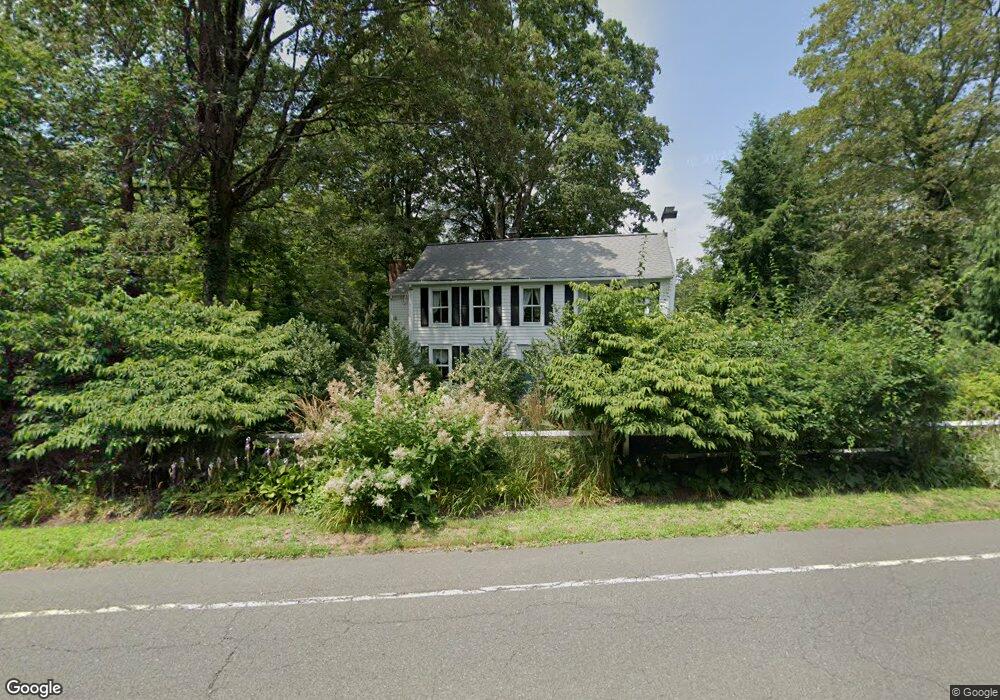 69 Hill Rd, Redding, CT 06896 - photo 1