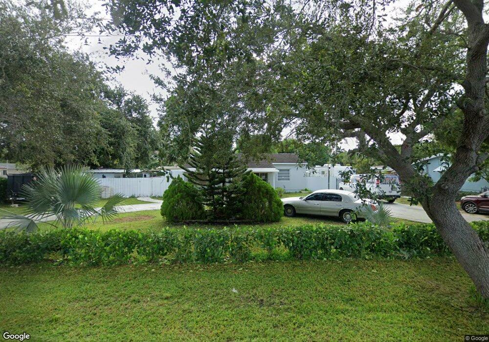 801 SW 6th Ave, Hallandale Beach, FL 33009 - photo 1