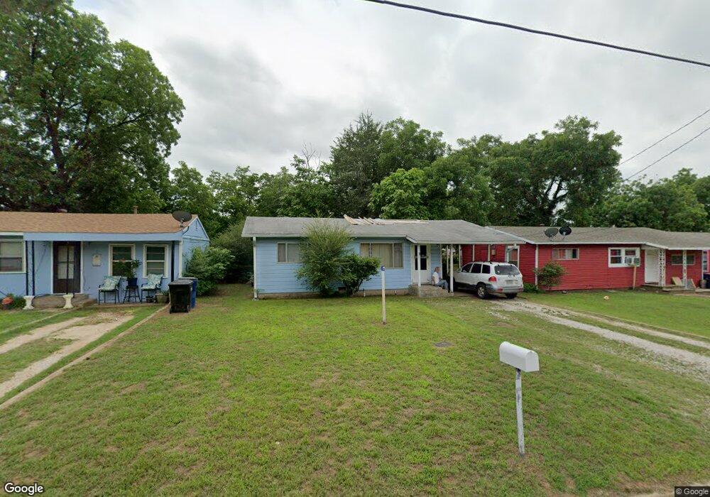 1004 W Florence St, Denison, TX 75020 - photo 1