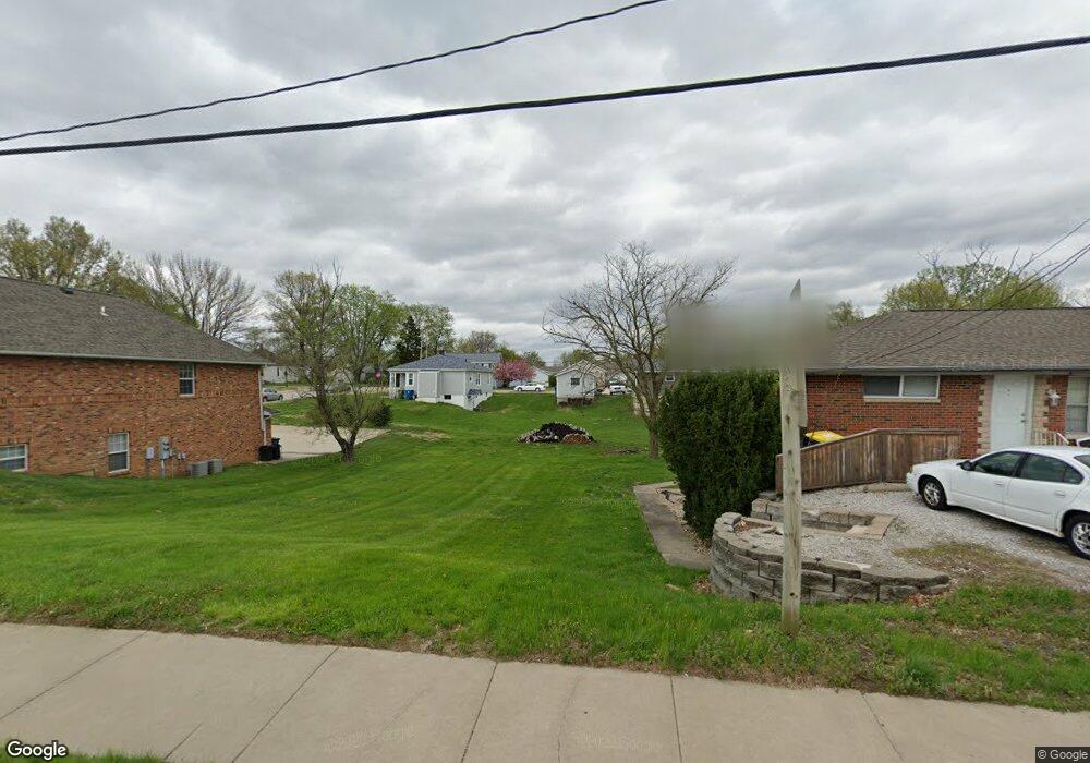 2304 S Center St, Maryville, IL 62062 - photo 1