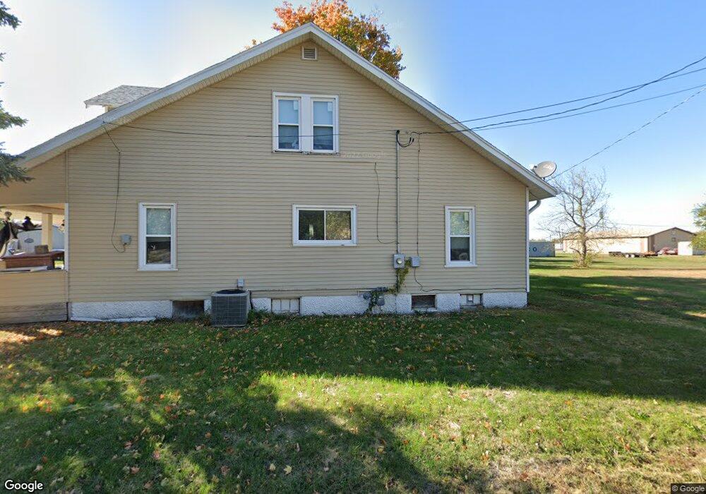 1011 E 9th St N, Newton, IA 50208 - photo 1