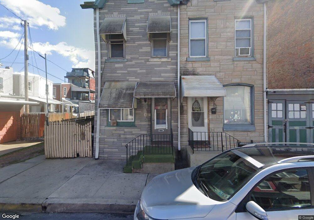 939 Moss St, Reading, PA 19604 - photo 1