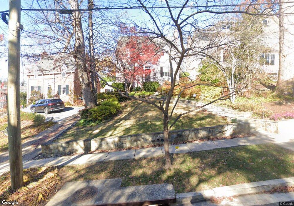 4135 Woodbine St, Chevy Chase, MD 20815 - photo 1