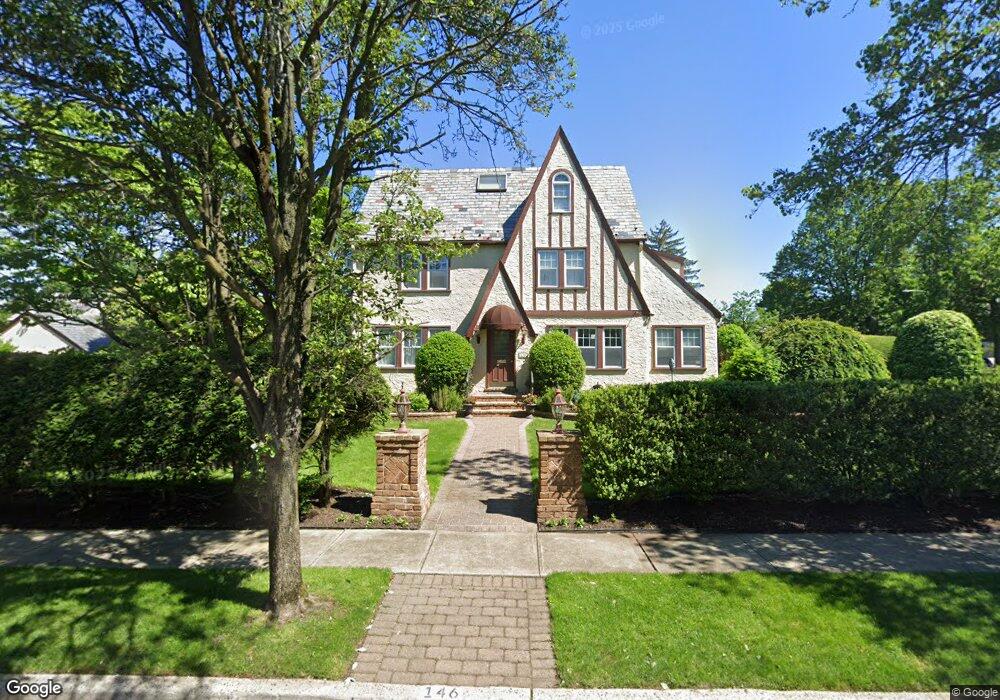 146 Andover Place, West Hempstead, NY 11552 - photo 1