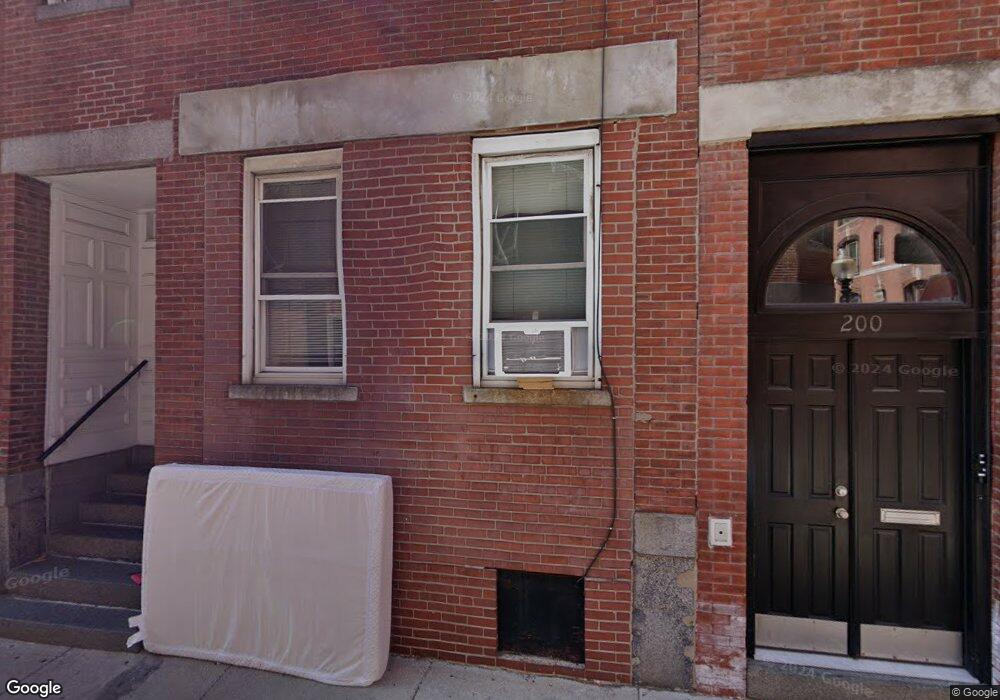 198 Salem St unit 4, Boston, MA 02113 - photo 1