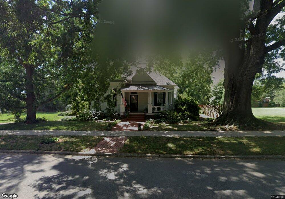 117 N Race St, Statesville, NC 28677 - photo 1