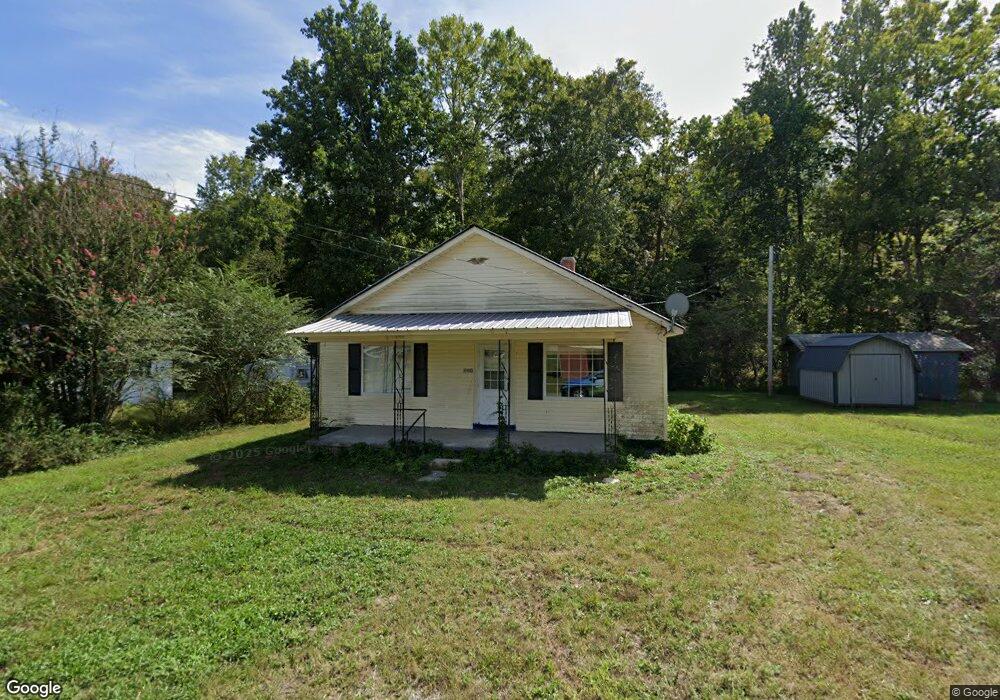 210 Shelton St, Linden, TN 37096 - photo 1