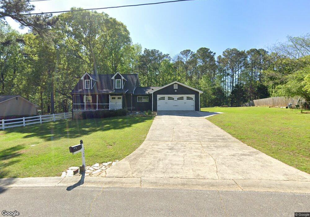 150 W Honeysuckle Ln, Carrollton, GA 30116 - photo 1