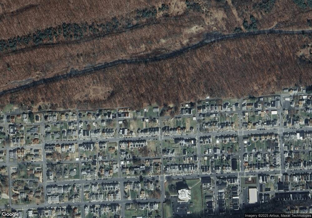 1401 W Independence St, Coal Township, PA 17866 - photo 1