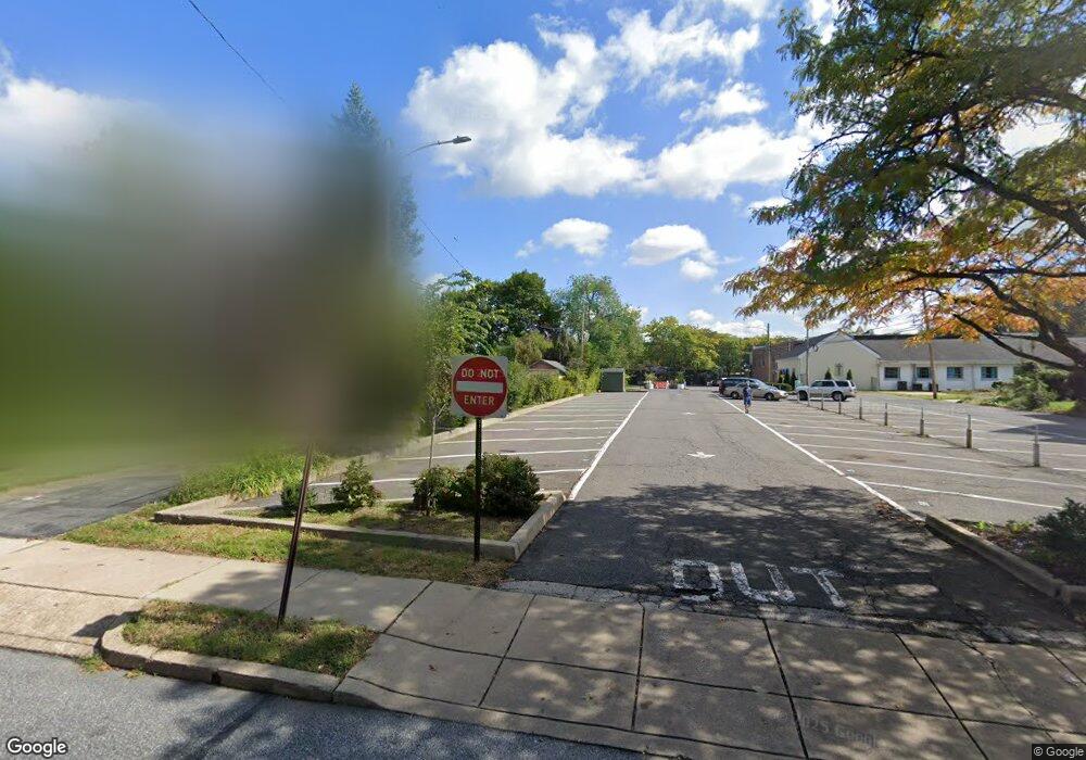 30 S Lansdowne Ave, Lansdowne, PA 19050 - photo 1