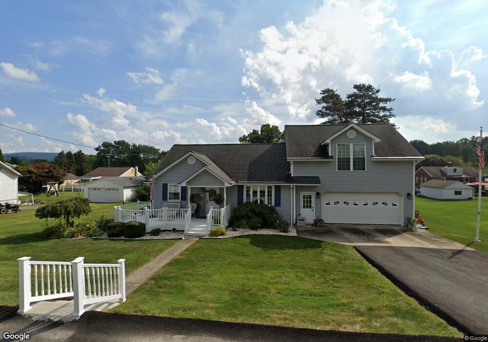 132 Short St, Latrobe, PA 15650 - photo 1