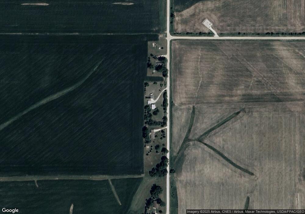 1397 W 52nd St S, Newton, IA 50208 - photo 1