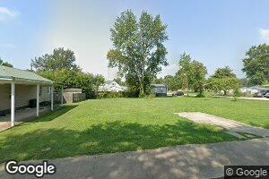 708 S Main St, Bicknell, IN 47512