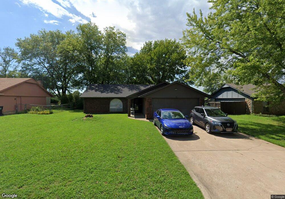 5004 S Birch Ave, Broken Arrow, OK 74011 - photo 1
