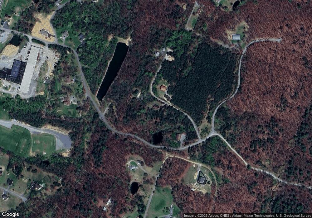 9 Wagon Trail, Berkeley Springs, WV 25411 - photo 1