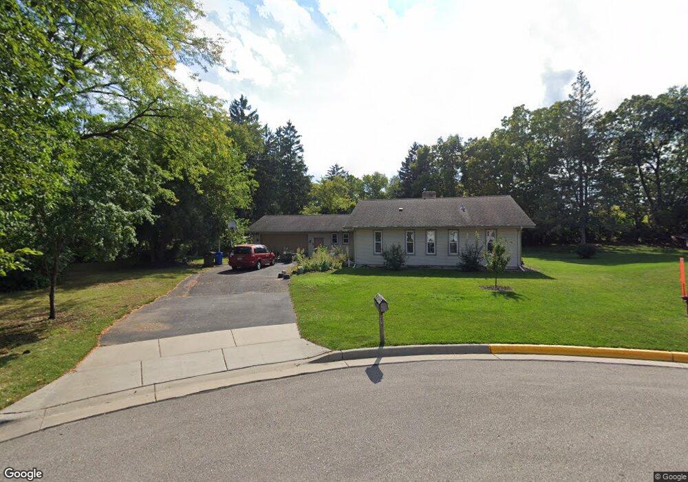 210 Hilltop Cir, Brooklyn, WI 53521 - photo 1