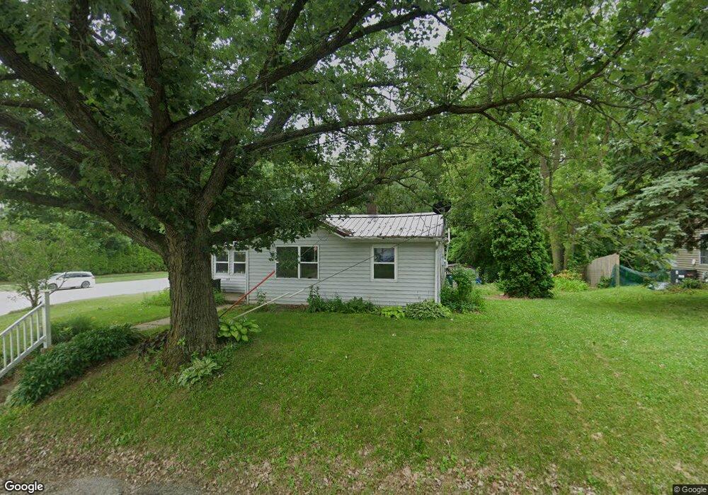 1707 W 48th St, Davenport, IA 52806 - photo 1