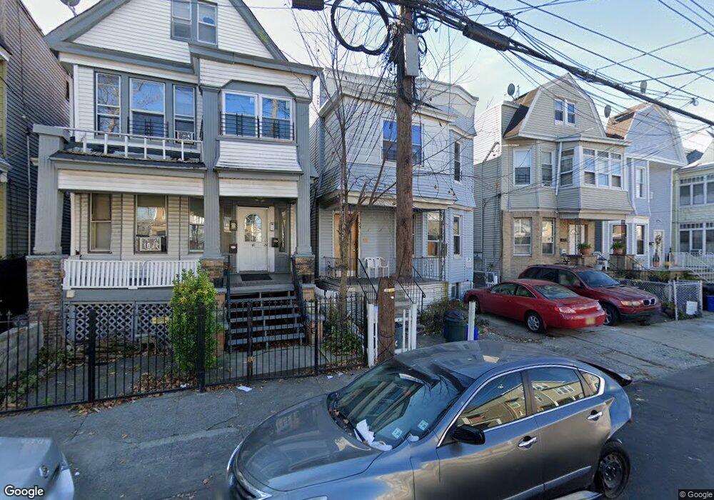 95 Wegman Pkwy, Jersey City, NJ 07305 - photo 1