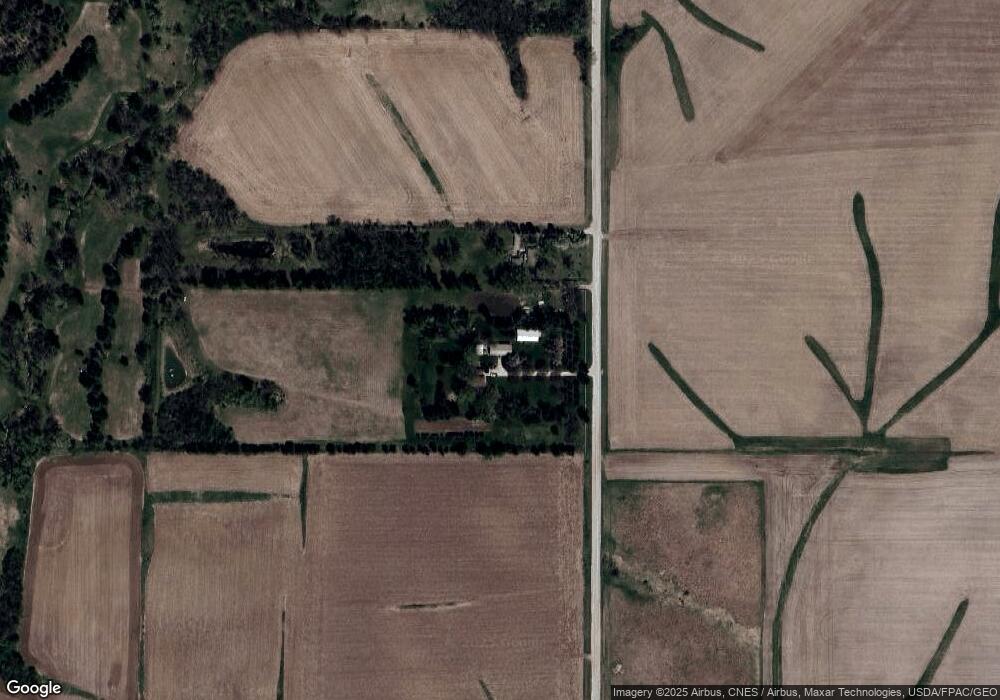 435 E 76th St S, Newton, IA 50208 - photo 1