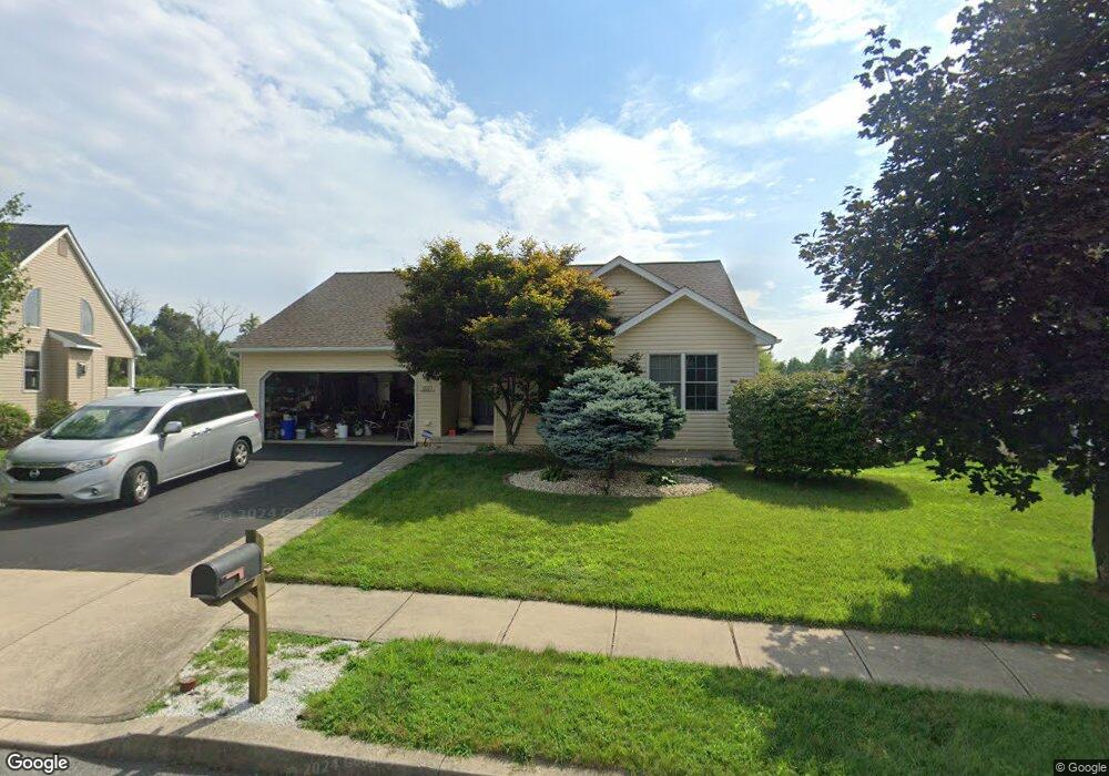 1807 Chateau Place, Easton, PA 18045 - photo 1