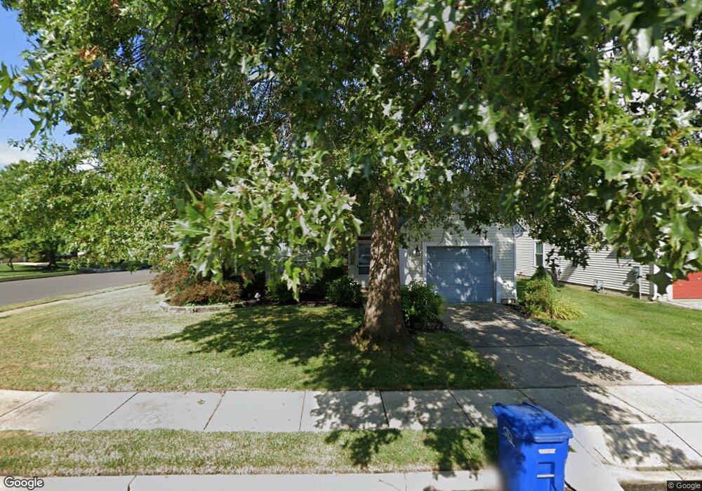 665 Cascade Dr S, Mount Laurel, NJ 08054 - photo 1