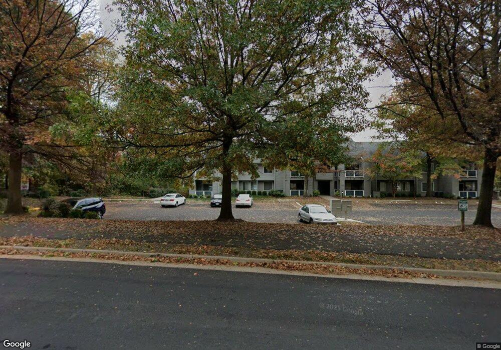 11703 Summerchase Cir unit C, Reston, VA 20194 - photo 1