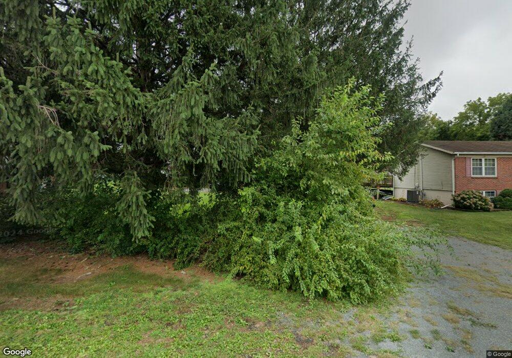 1204 Woodland Pkwy, Waynesboro, PA 17268 - photo 1