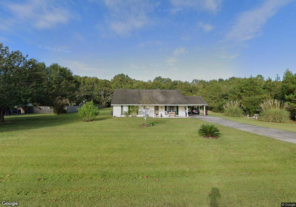 61 Cambridge Cir, Picayune, MS 39466 - photo 1