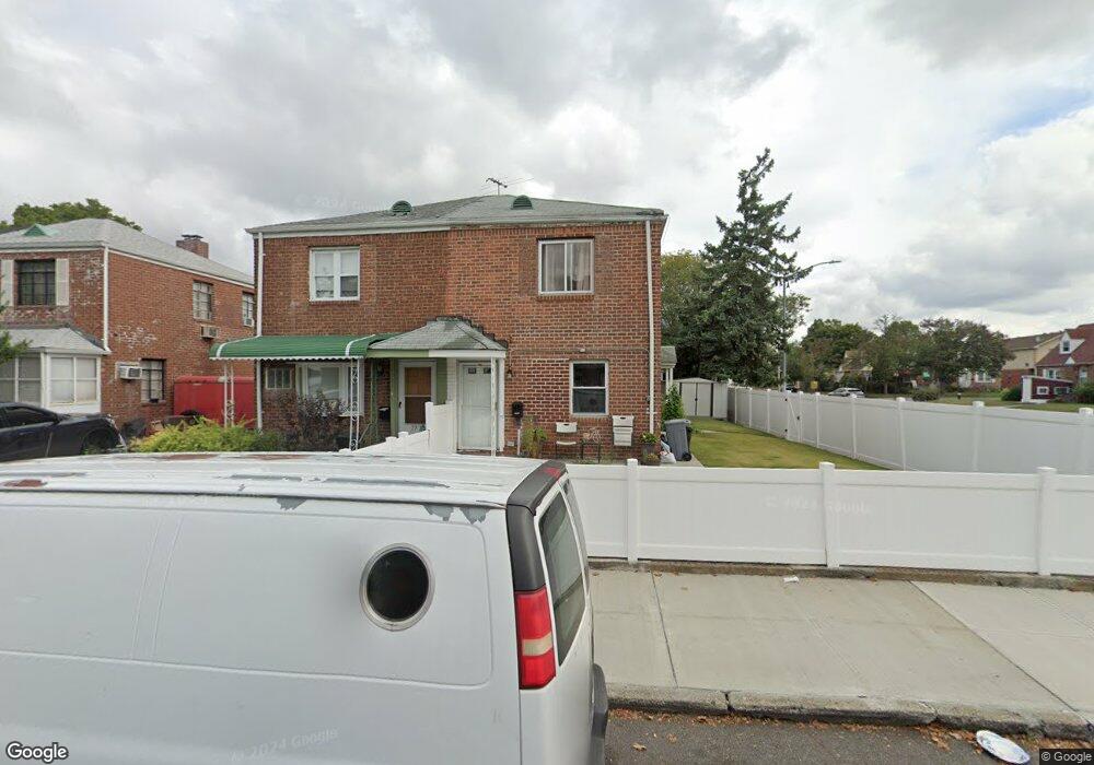 77-35 249th St, Jamaica, NY 11426 - photo 1