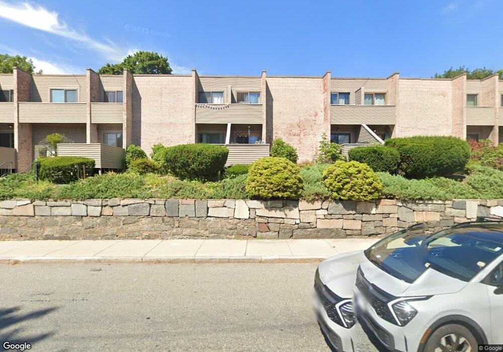 82 Centre St unit J, Quincy, MA 02169 - photo 1