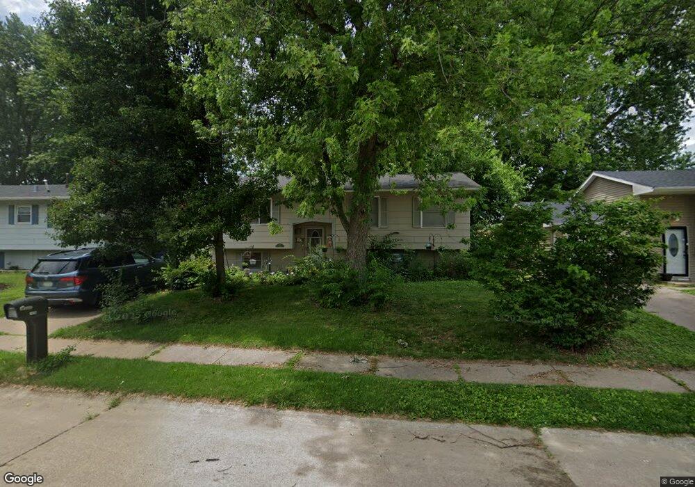 1420 N Stark St, Davenport, IA 52804 - photo 1